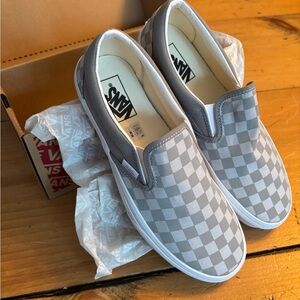New in box gray checkered vans